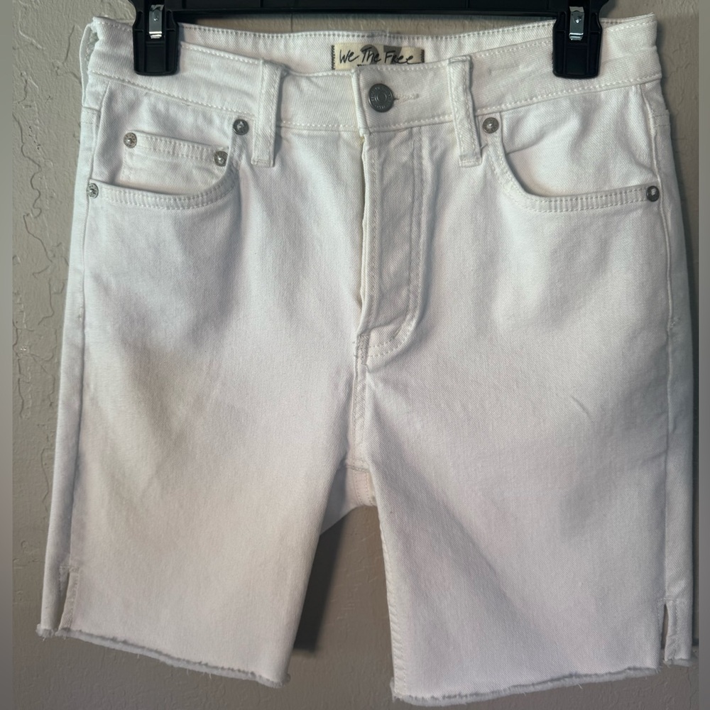 Free People We The Free Avery White Denim Bermuda Shorts sz 27